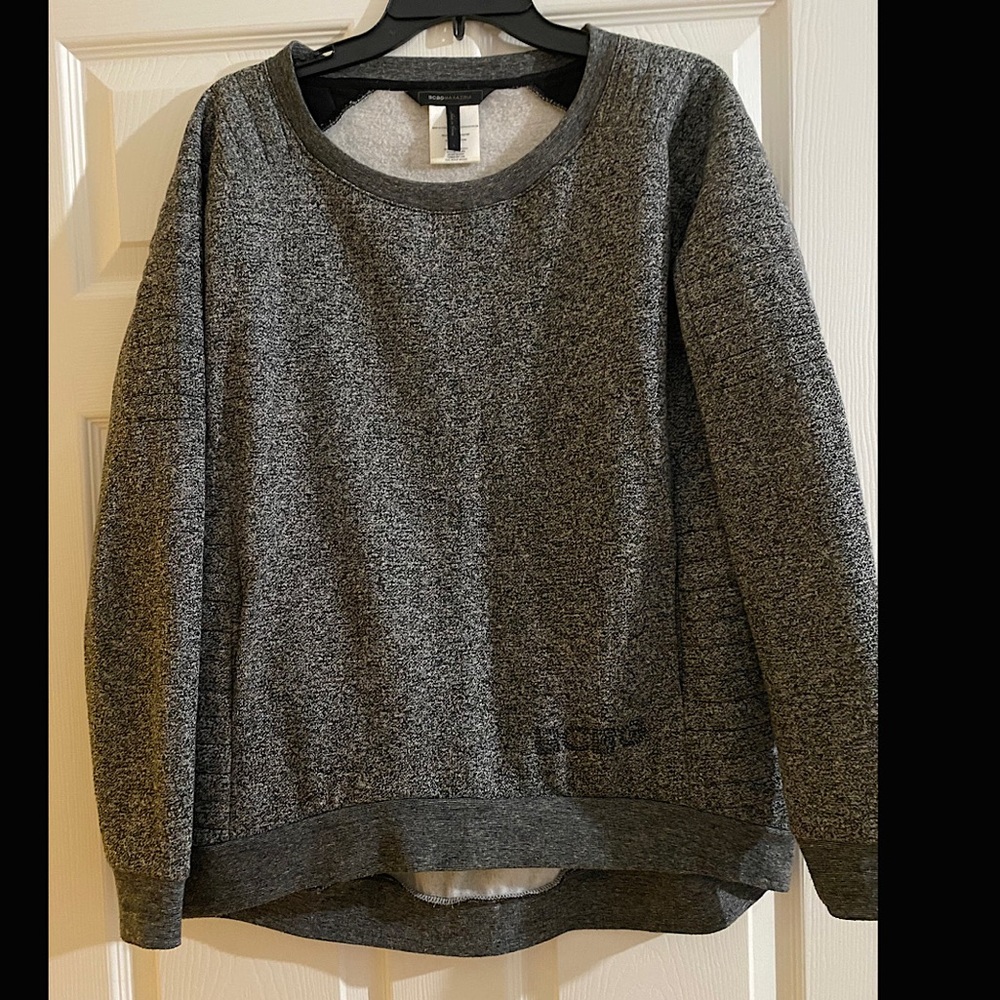 Women BCBG Sweatshirt (Size L)